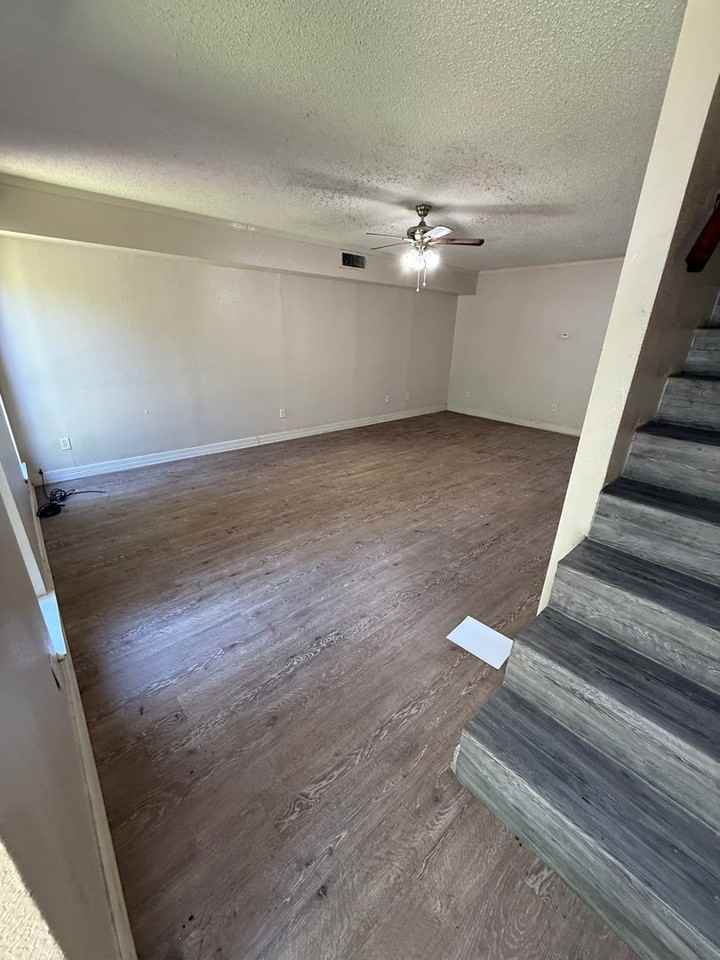 1104 Lilac Dr - Photo 6 of 11