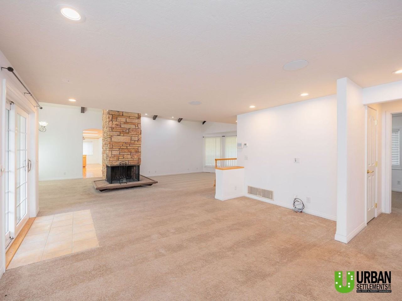 1717 S David Rd - Photo 5 of 36