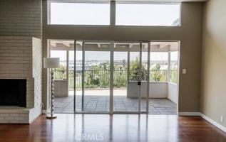 featured image of 475 Cliff Dr