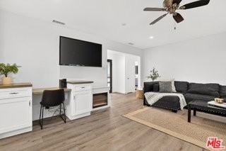 6565 Randi Ave - Photo 3 of 8