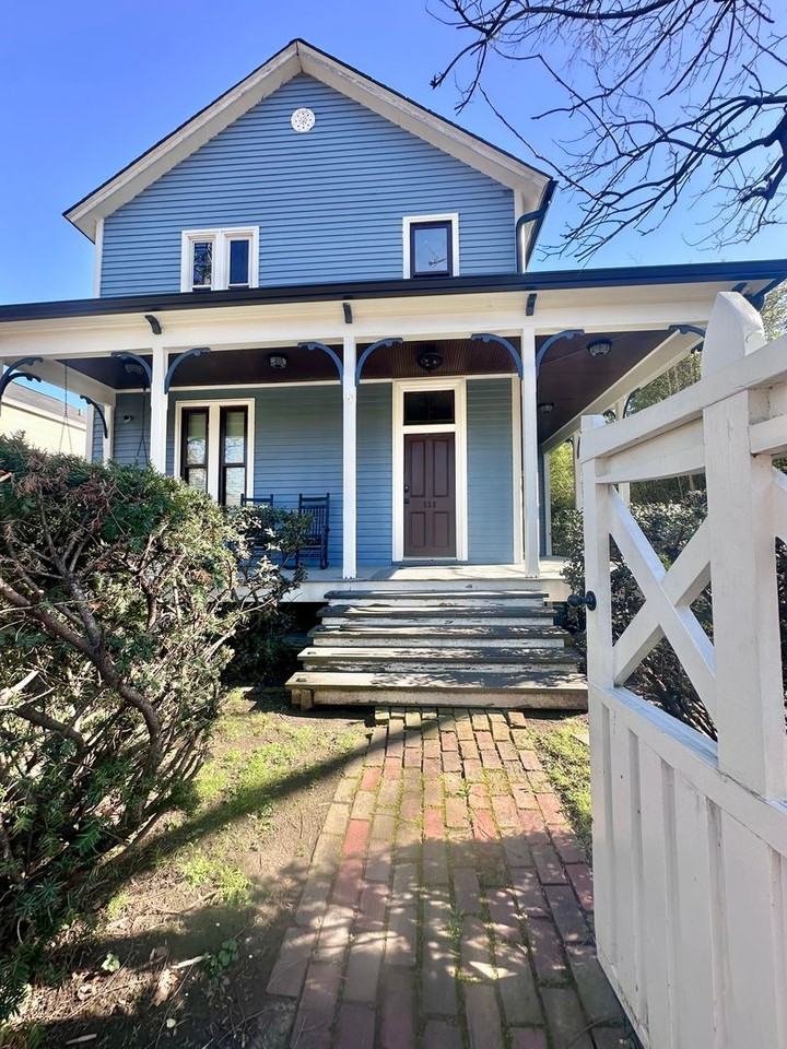 538 Fatherland St - Photo 4 of 32