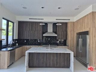 5299 Crebs Ave - Photo 4 of 8