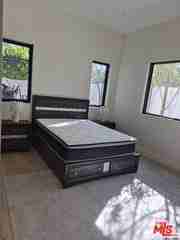 5299 Crebs Ave - Photo 6 of 8