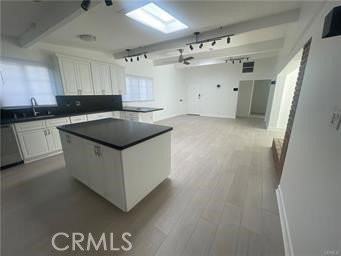 7915 Bothwell Rd - Photo 2 of 8