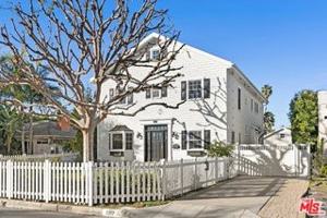 featured image of 11217 Kling St