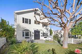 11217 Kling St - Photo 2 of 8