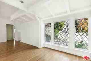 4343 Noble Ave - Photo 4 of 8