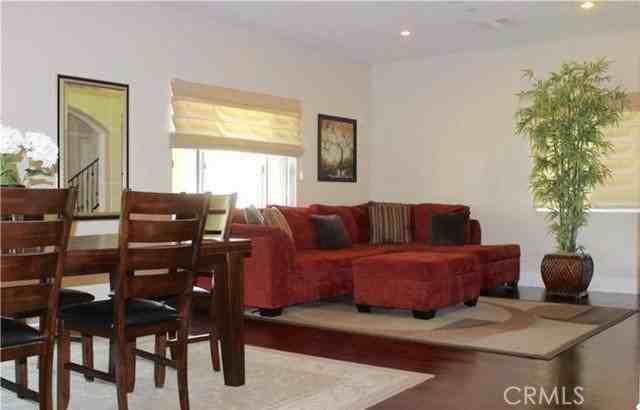 507 Grove Pl - Photo 3 of 8