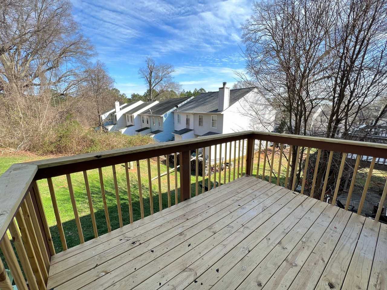 15 Astor Ct - Photo 3 of 17