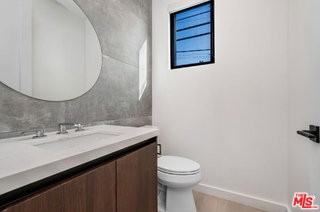 530 N Hayworth Ave #3-4 - Photo 4 of 8