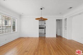 1018 Havenhurst Dr #1020 - Photo 5 of 8