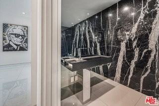 511 N Rexford Dr - Photo 6 of 8