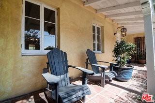 731 San Vicente Blvd - Photo 2 of 8