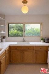 2033 Euclid St #6 - Photo 4 of 8