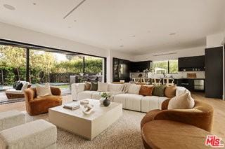 5988 W 76th St - Photo 4 of 8