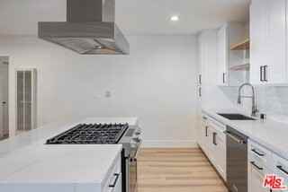 943 9th St #9 - Photo 3 of 8