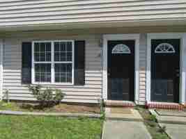 featured image of 1100 Pineland Ave