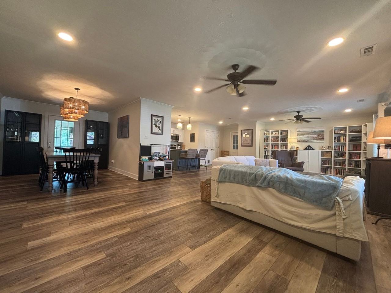 120 Lance Ct - Photo 3 of 18