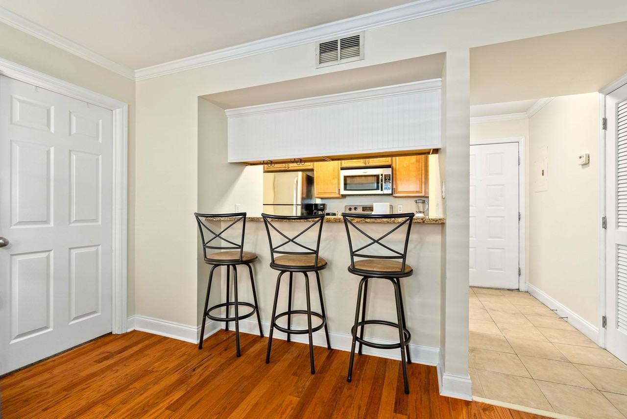 121 Wright St #E1 - Photo 5 of 15