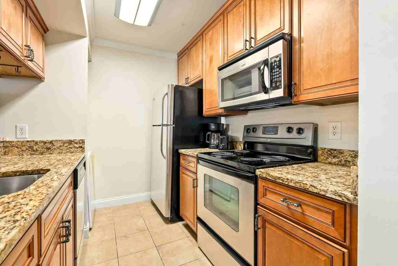 121 Wright St #E1 - Photo 7 of 15