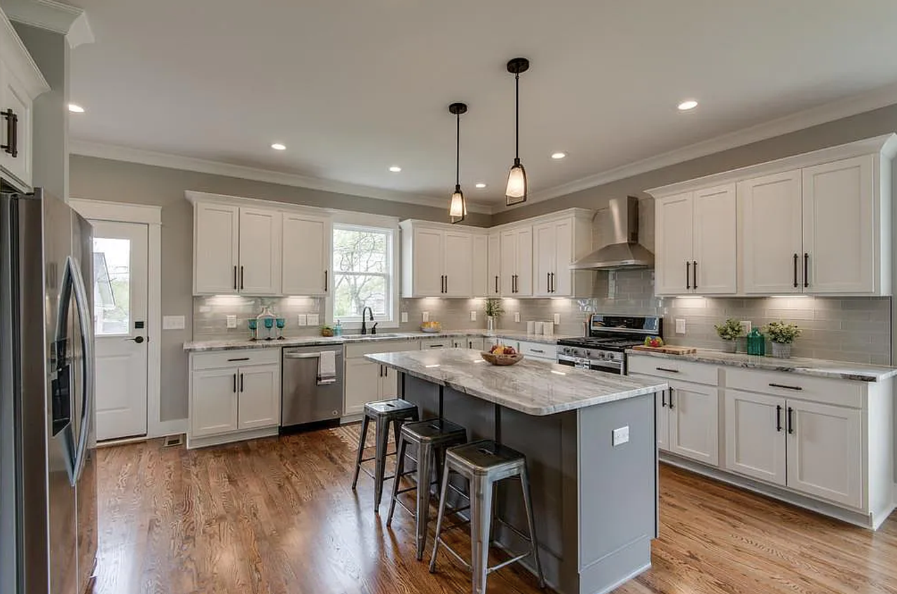 2017 12th Ave N - Photo 3 of 19