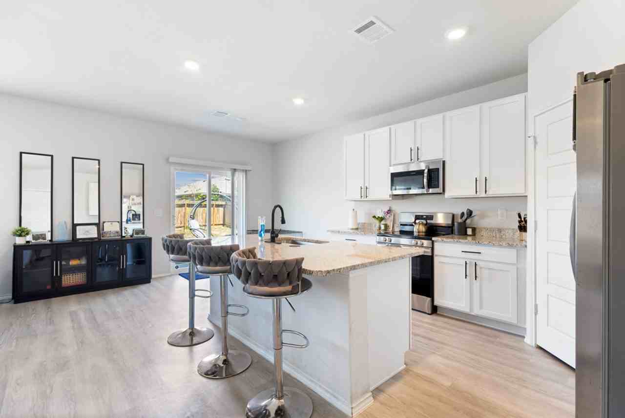 1711 Cody Clf - Photo 7 of 23