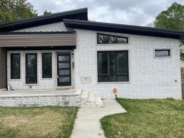 featured image of 606 E 23rd St