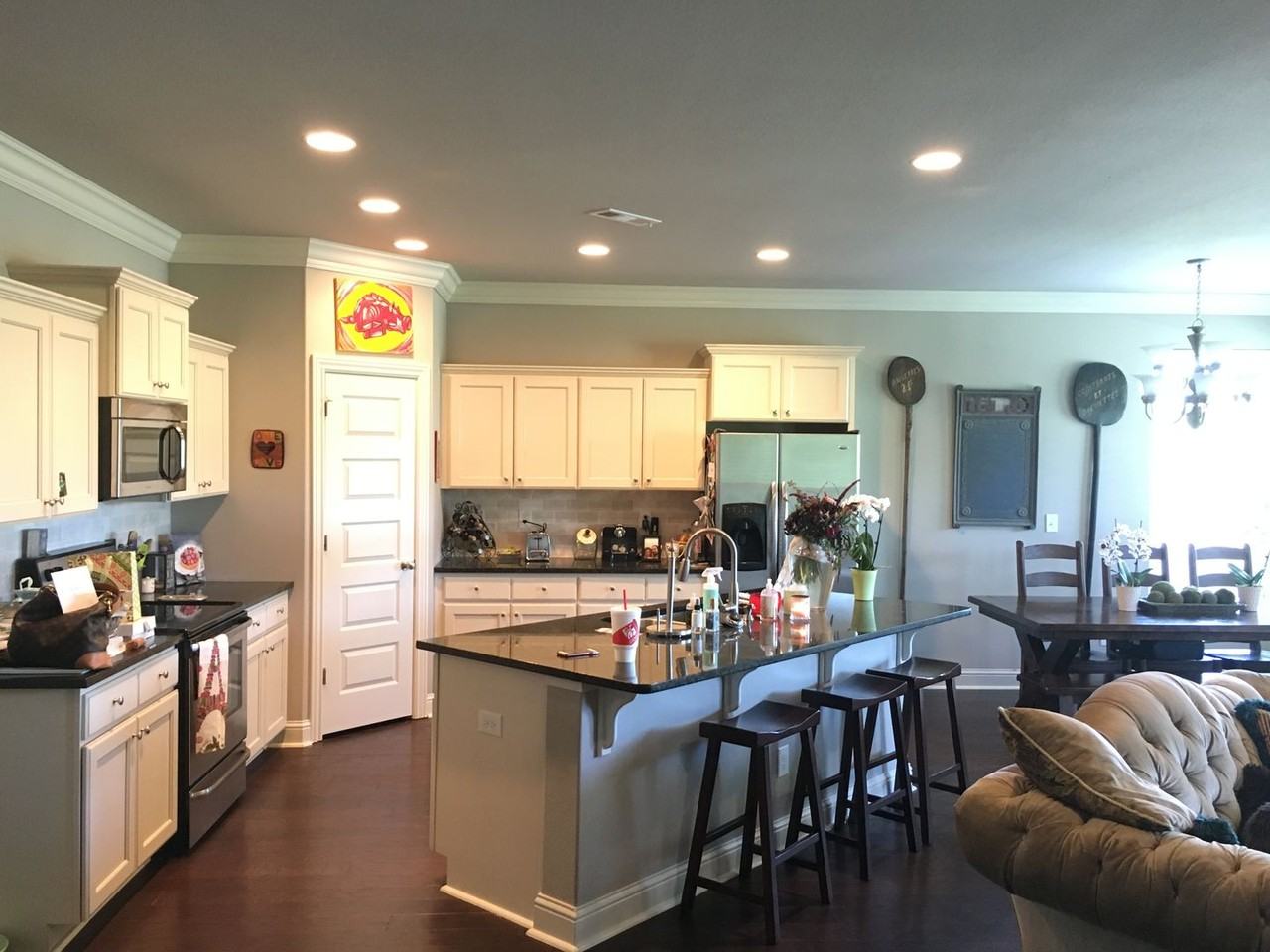 1430 Gooseneck Ln - Photo 3 of 11