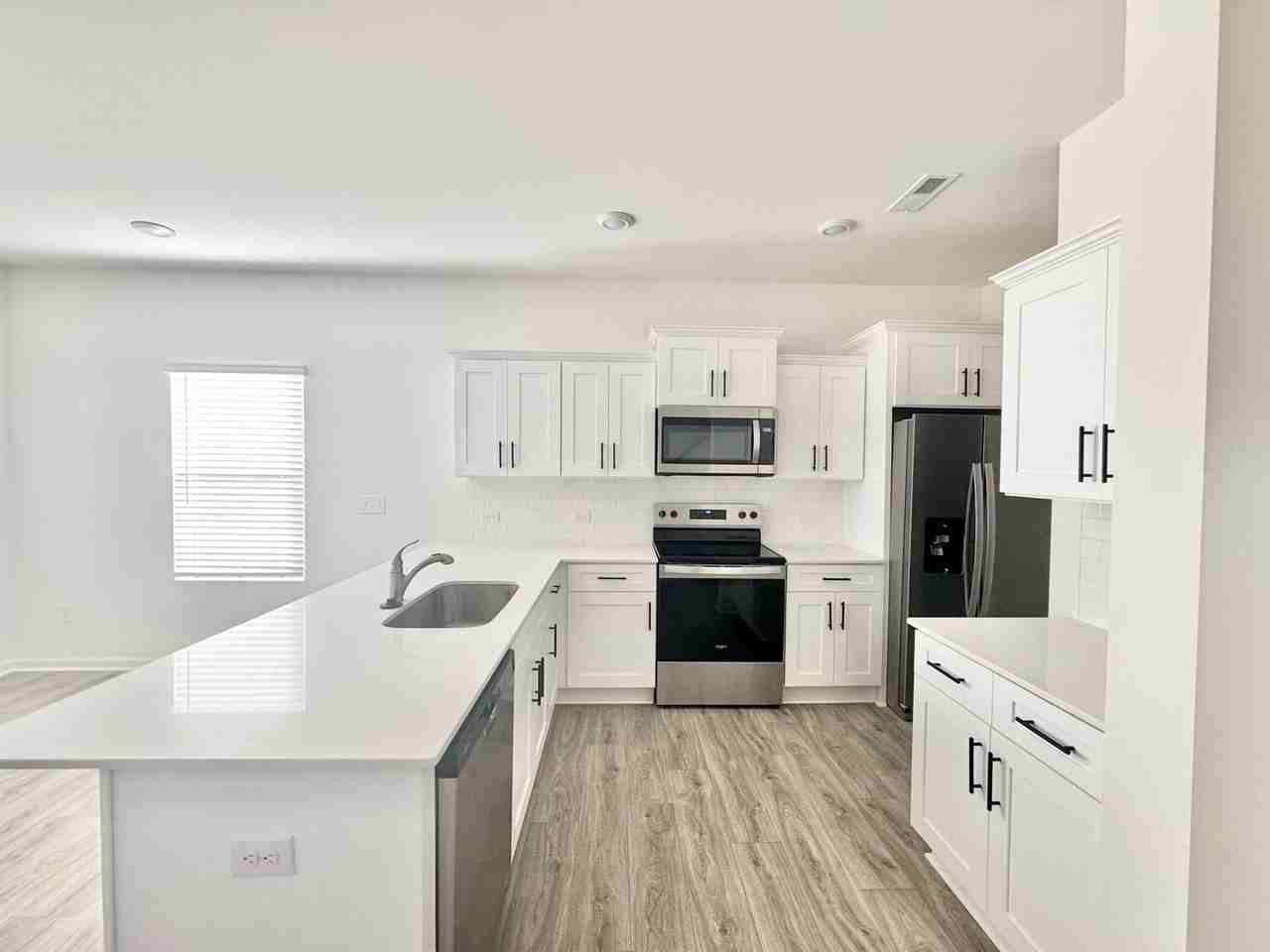 1342 Stork Dr - Photo 2 of 17