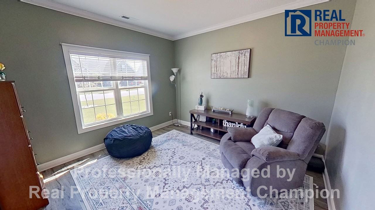 707 Hope Dexter Dr - Photo 4 of 35