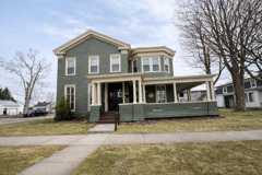218 N George St - Photo 1 of 1