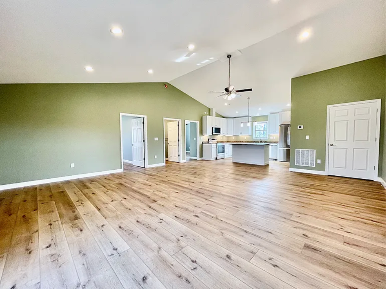 220 Merriman Rd - Photo 3 of 12