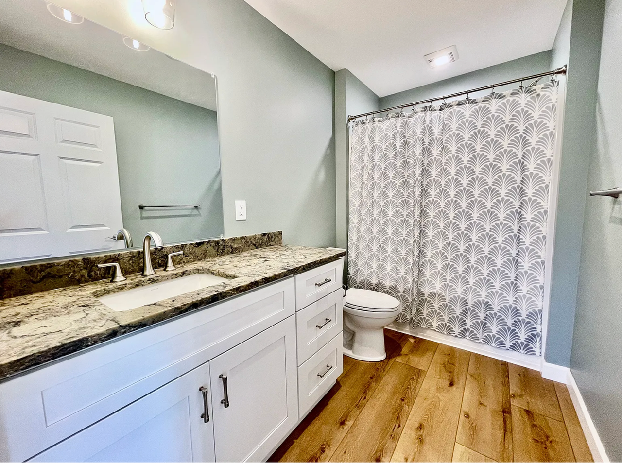 220 Merriman Rd - Photo 7 of 12