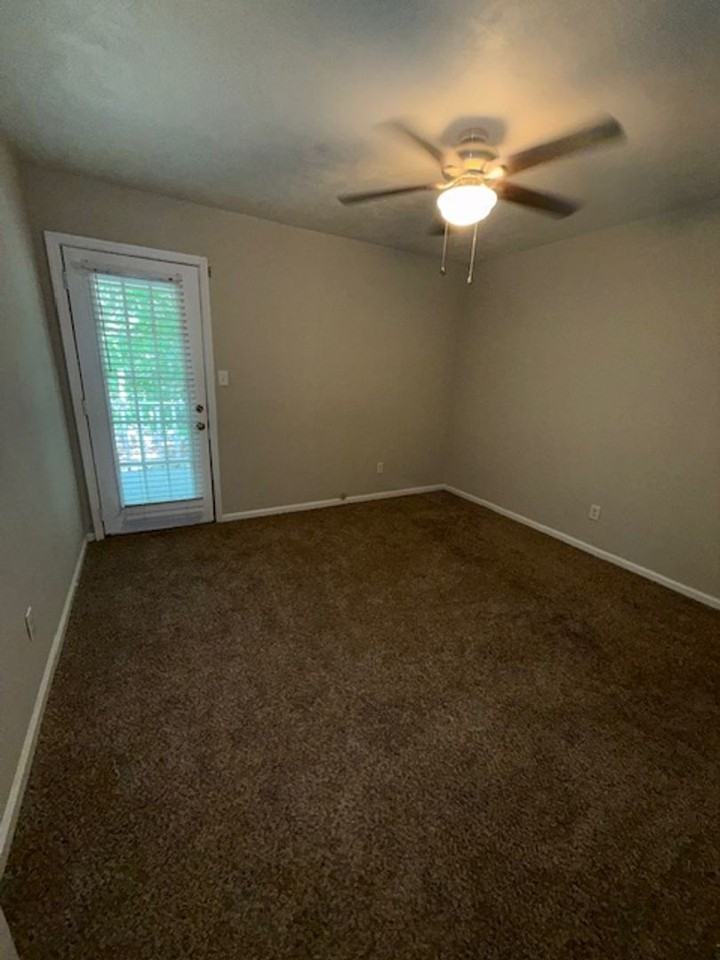 124 Whetherbine Way W #A - Photo 5 of 10