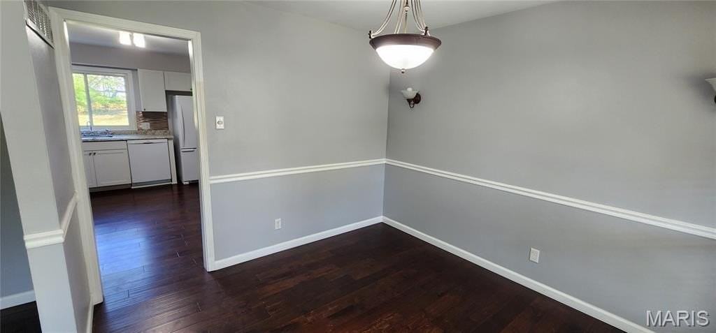 1145 Mackinac Dr - Photo 6 of 29