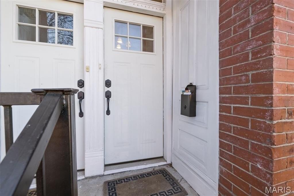 2348 Rutger St #B - Photo 3 of 20