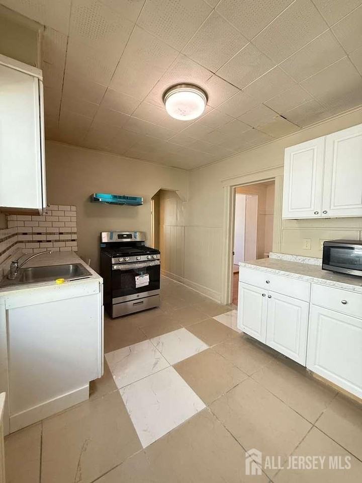 Jefferson Ave - Photo 5 of 14