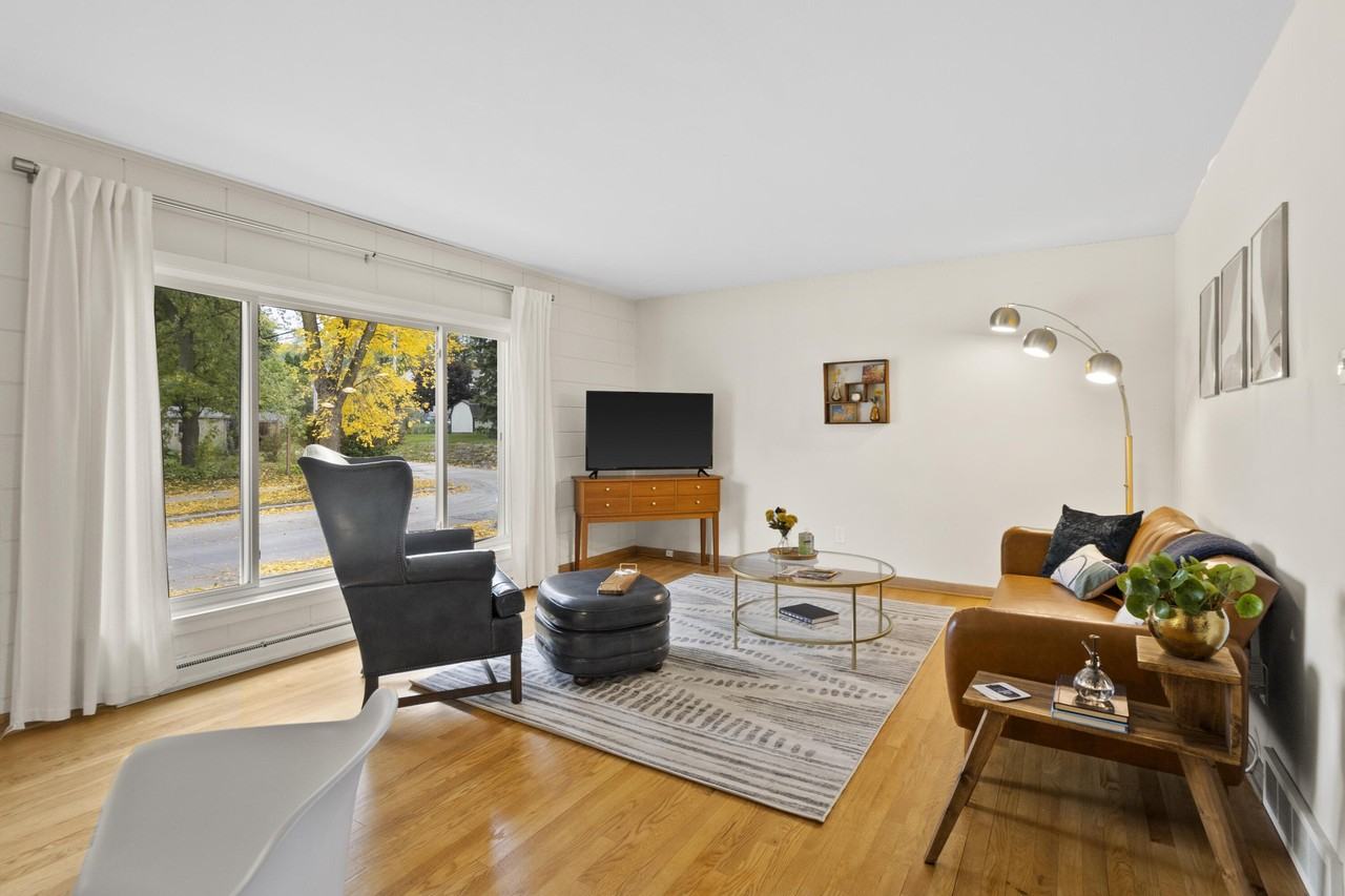 426 E Ohio Ave - Photo 5 of 25