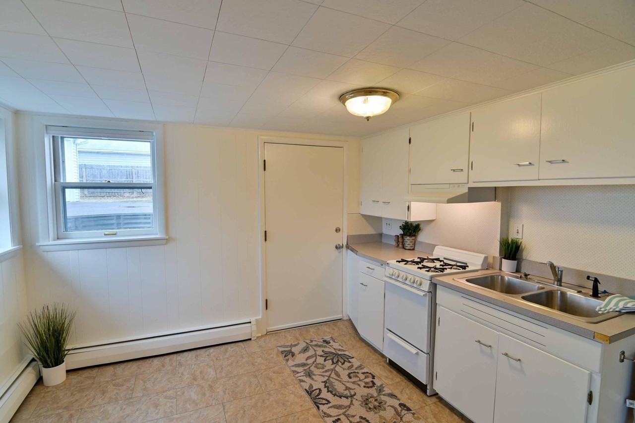 2807 Washington Rd - Photo 3 of 25