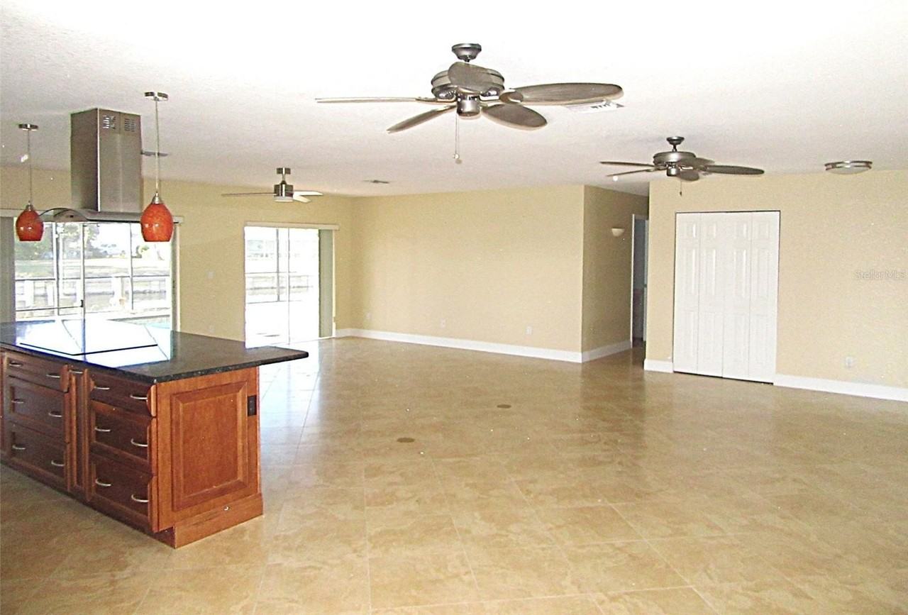 4429 Crews Ct - Photo 6 of 22