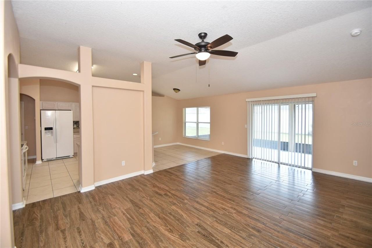 13 Sergeant Ct - Photo 6 of 37