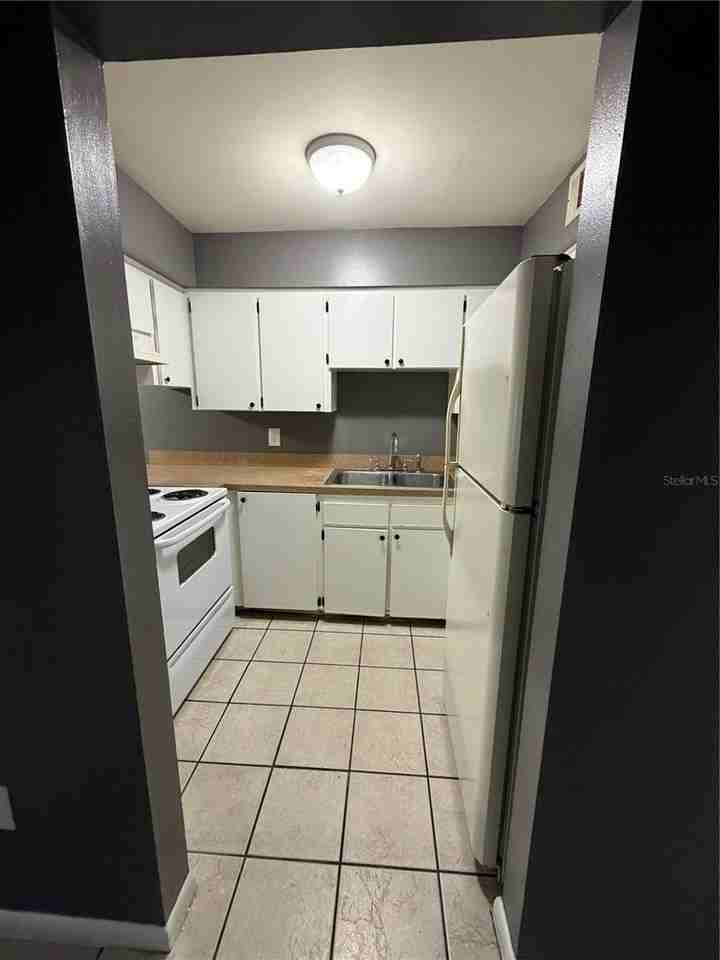 2121 S San Gully Rd #18 - Photo 7 of 17