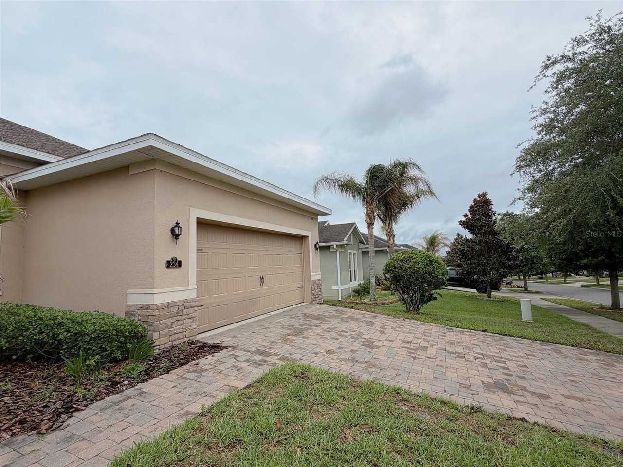 234 Chardonnay Ln - Photo 3 of 24