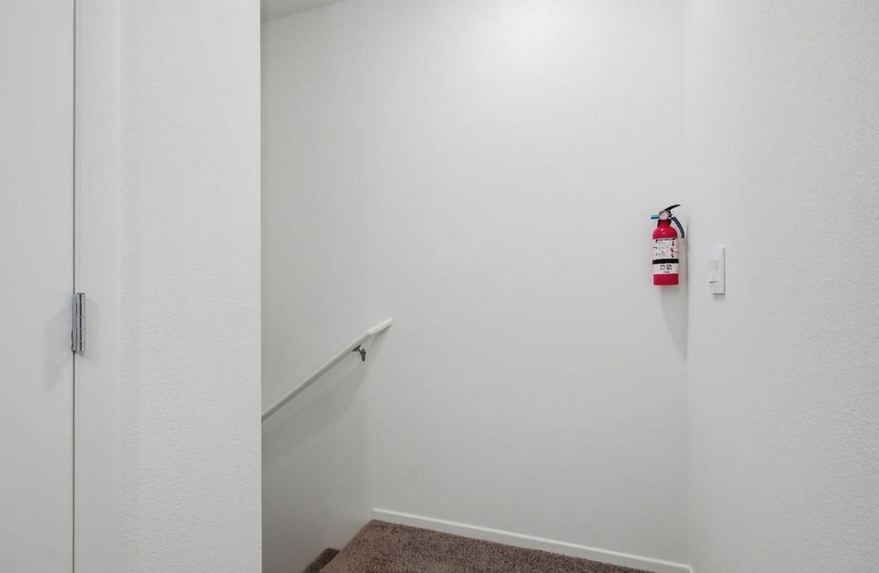 Carlotta Garden Ave - Photo 4 of 13