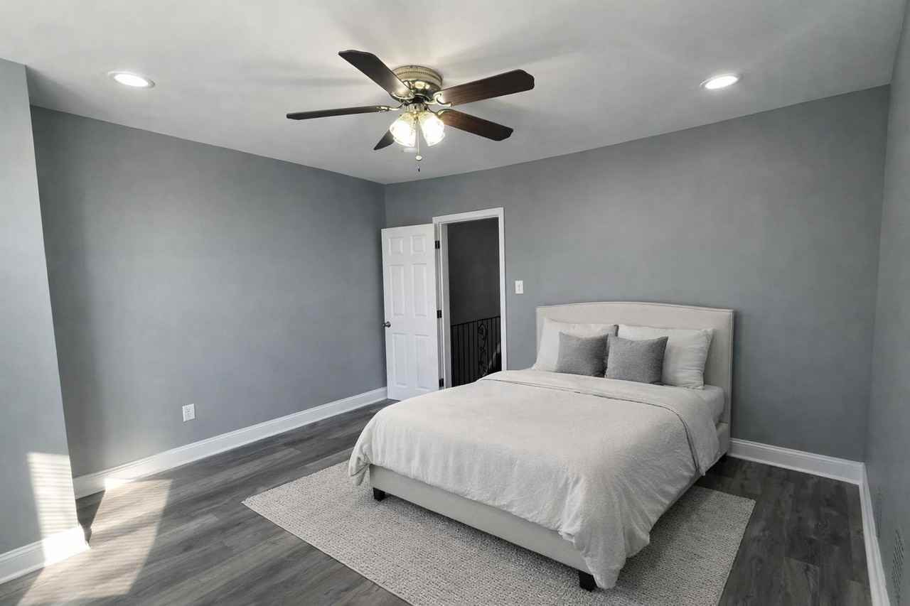 S Yewdall St - Photo 5 of 5