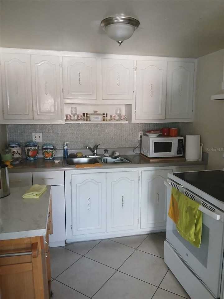 2916 W Wilder Ave - Photo 5 of 11