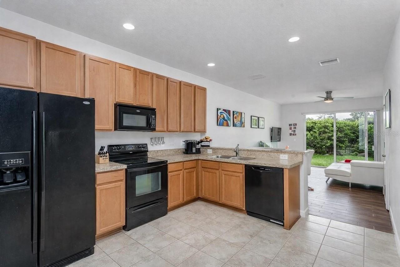 5014 White Sanderling Ct - Photo 5 of 27