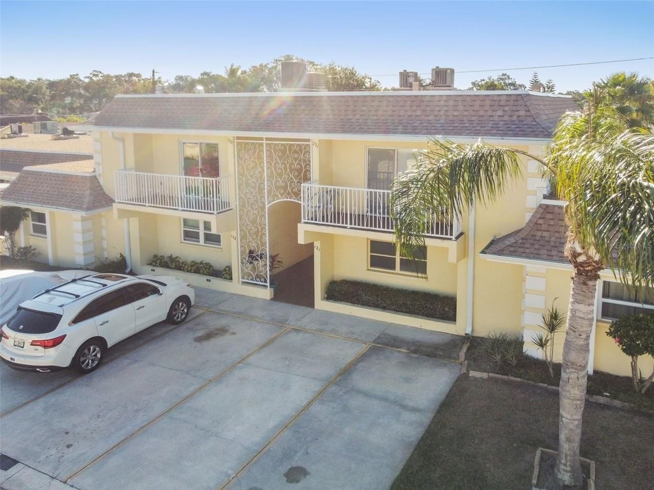 610 Indian Rocks Rd N #121 - Photo 3 of 49