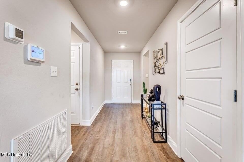 10429 Willow Leaf Dr - Photo 2 of 23