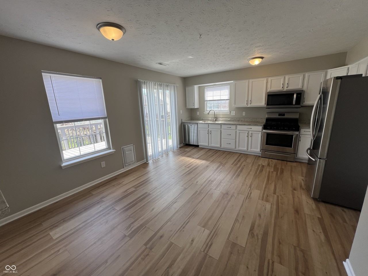 11205 Founders Pl - Photo 4 of 20